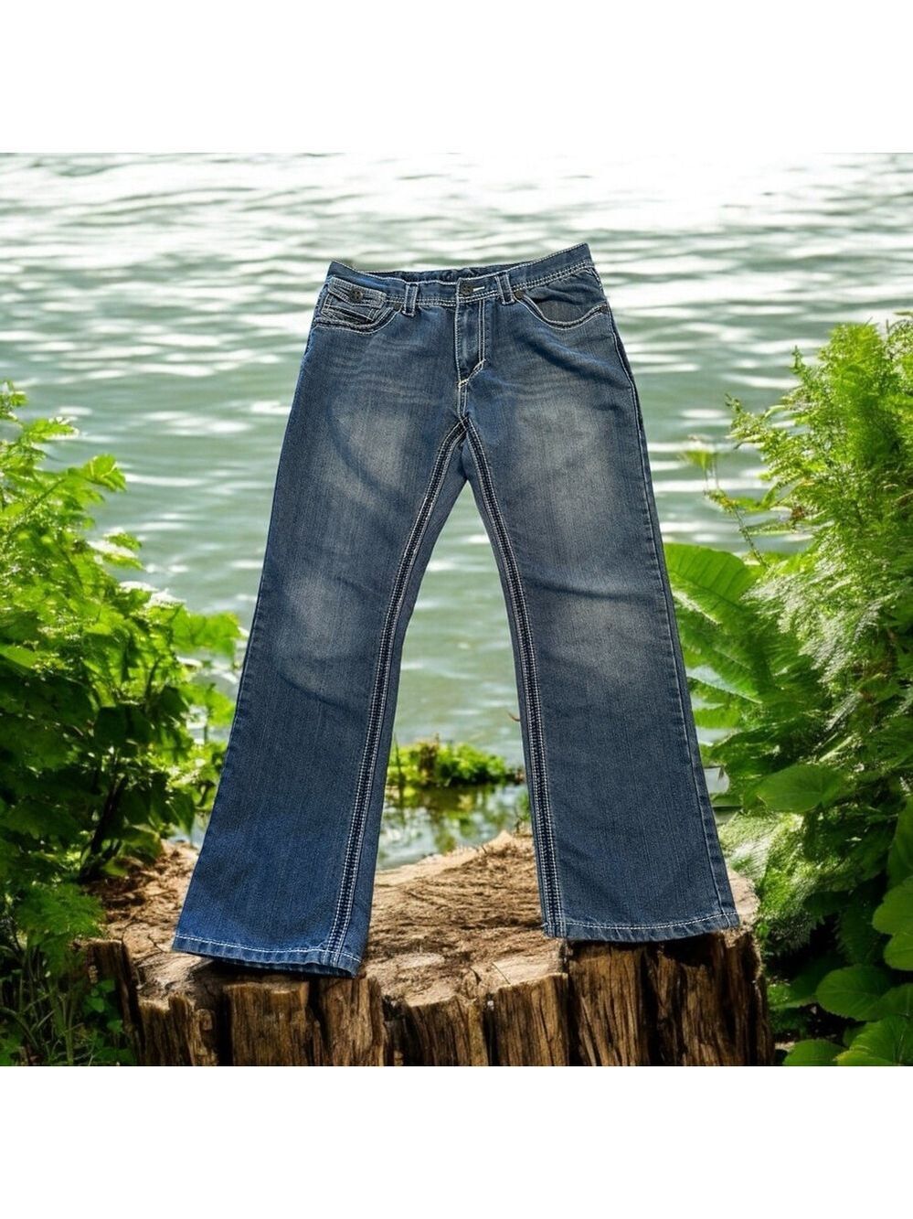 XTREME COUTURE Straight Leg Denim Jeans Mid Rise Womens 34" Waist Embroidered